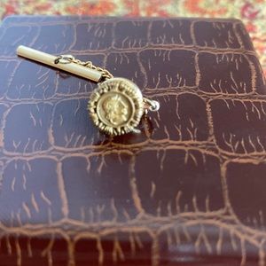 Vintage SWANK marked gold tone Greek/ Roman bust push pin tie tack with chain